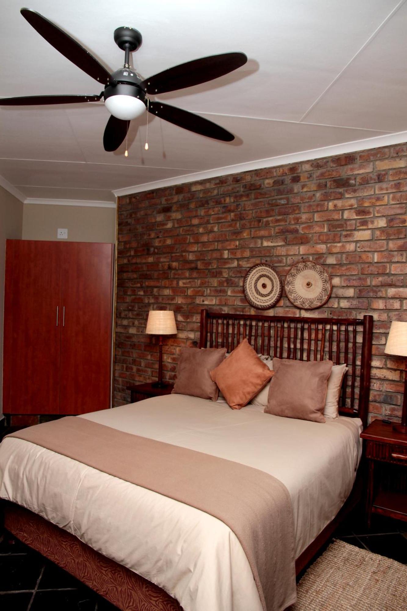 Sondela Nature Reserve & Spa Chalets Bela-Bela Extérieur photo
